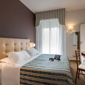Sole Mio 3* Римини