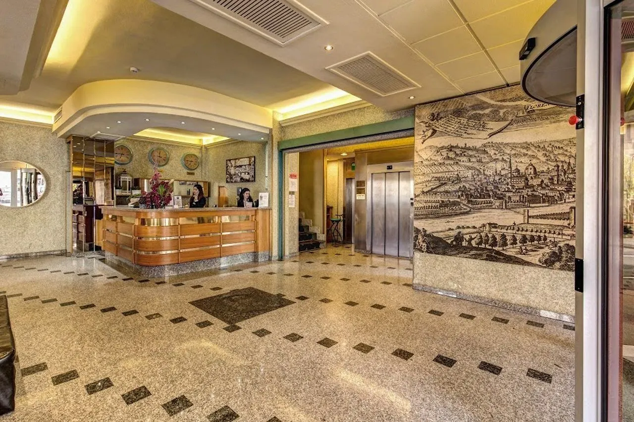 Hotel Europa Signa 4*,